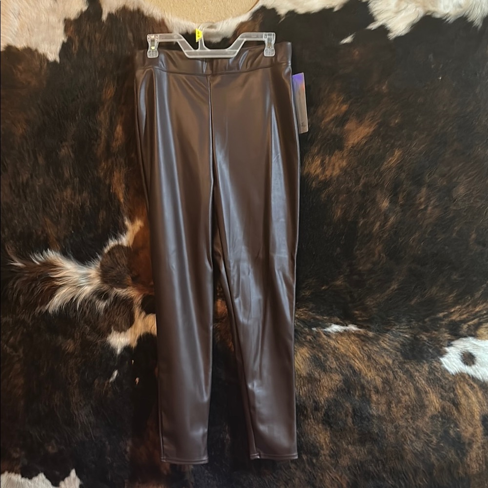 Women’s straight leg brown pleather leggings